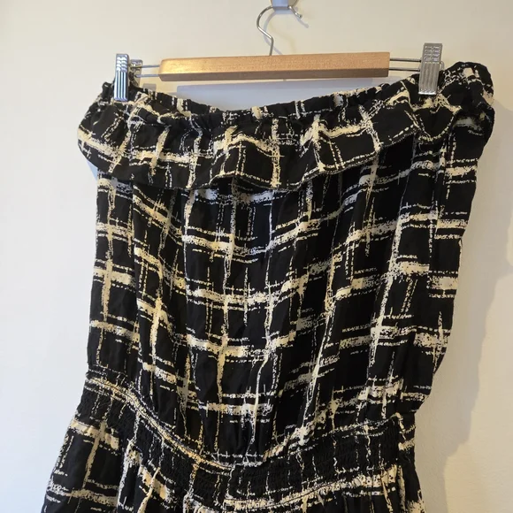 Majora Romper Size Small - Picture 4 of 8